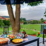 Stara Mleczarnia Apartment Tylicz