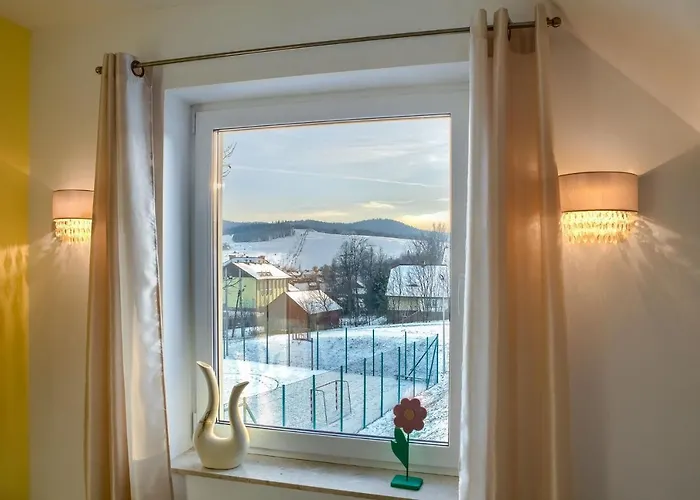 شقة Stara Mleczarnia تيلسز