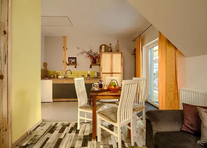 Stara Mleczarnia * تيلسز